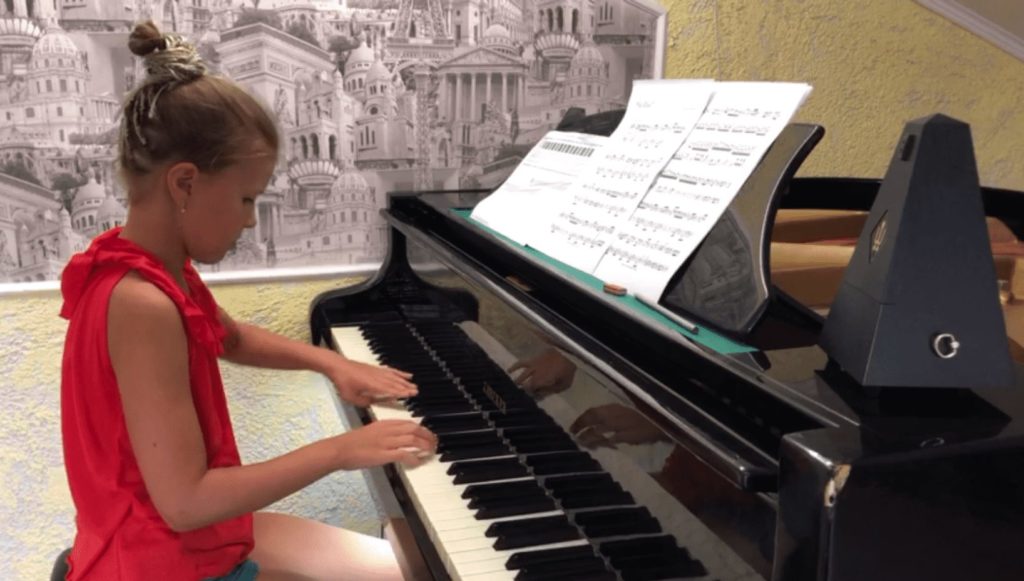 Уроки игры на фортепиано в Тюмени